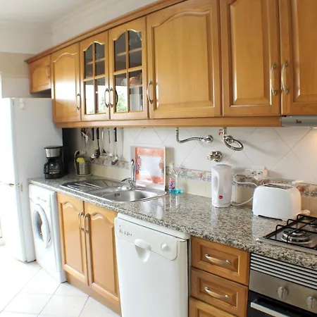 Apartmán 2 Bedrooms With Shared Pool Enclosed Garden And Wifi At 5 Km Away From The Albufeira