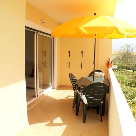 2 Bedrooms With Shared Pool Enclosed Garden And Wifi At 5 Km Away From The