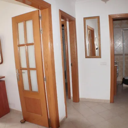 Apartmán 2 Bedrooms With Shared Pool Enclosed Garden And Wifi At 5 Km Away From The *