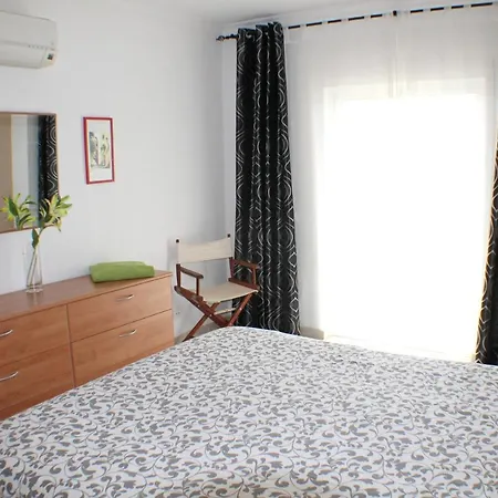 Apartmán 2 Bedrooms With Shared Pool Enclosed Garden And Wifi At 5 Km Away From The *