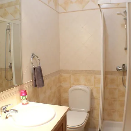Apartmán 2 Bedrooms With Shared Pool Enclosed Garden And Wifi At 5 Km Away From The Albufeira